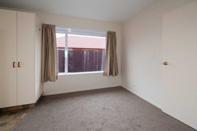 Photo of property in 2/38 Maxwell Street, Riccarton, Christchurch, 8041