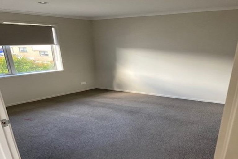 Photo of property in 34 Akeake Lane, Manurewa, Auckland, 2102