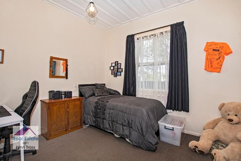 Photo of property in 46 Valley Road, Hikurangi, 0114