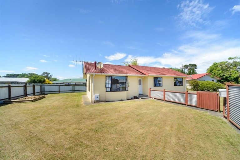 Photo of property in 2 Walton Street, Bulls, 4818