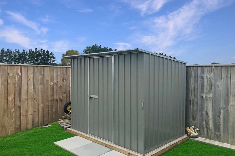 Photo of property in 35 Oldfield Lane, Marton, 4710