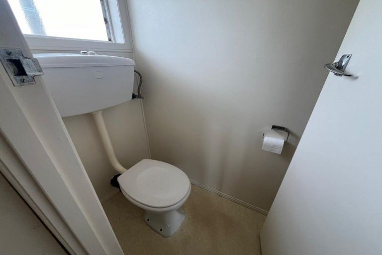 Photo of property in 107 Bradbury Road, Botany Downs, Auckland, 2010