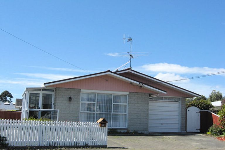 Photo of property in 16 Buxton Street, Stoke, Nelson, 7011