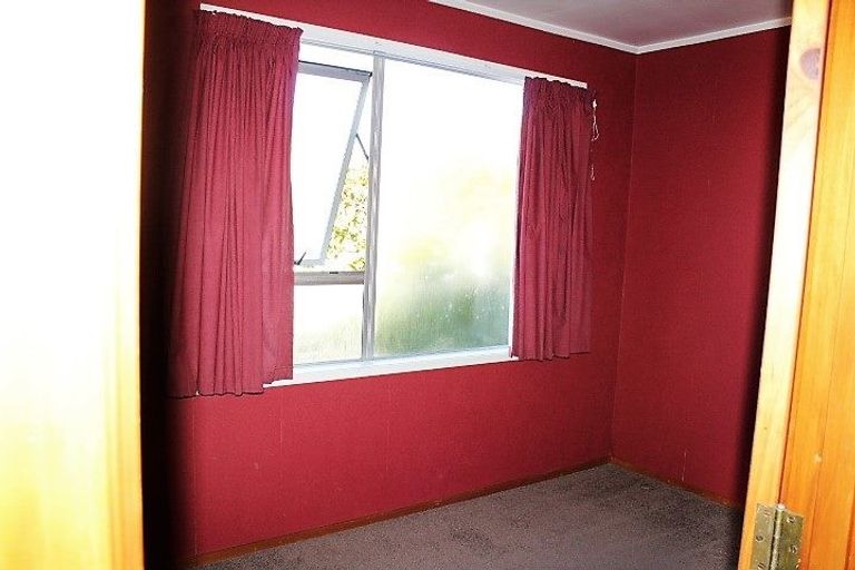 Photo of property in 21 Lisa Rise, Half Moon Bay, Auckland, 2012