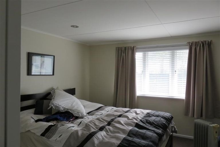 Photo of property in 1/46 Gulf View Road, Murrays Bay, Auckland, 0630