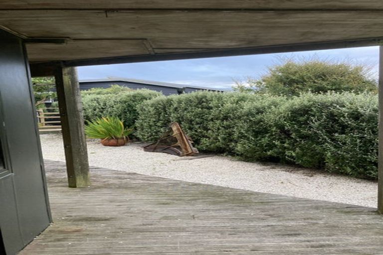 Photo of property in 41 Ashton Fitchett Drive, Brooklyn, Wellington, 6021