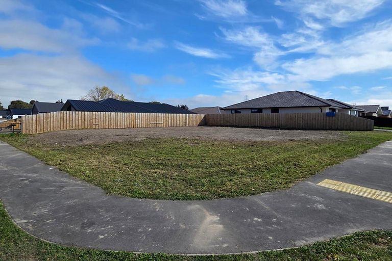 Photo of property in 74 Sholto Duncan Crescent, Halswell, Christchurch, 8025