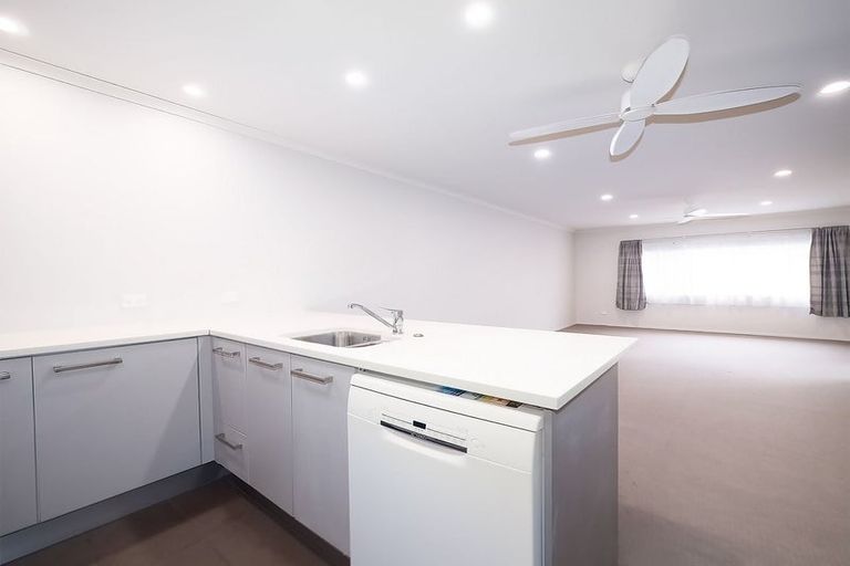 Photo of property in 24 Selwyn Road, Paihia, 0200