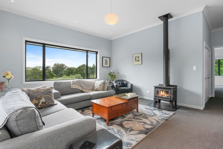 Photo of property in 36 Hoeke Road, Carrington, Carterton, 5791