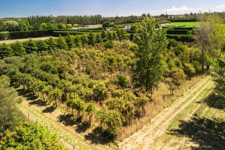 Photo of property in 518 Pound Road, Yaldhurst, Christchurch, 7676