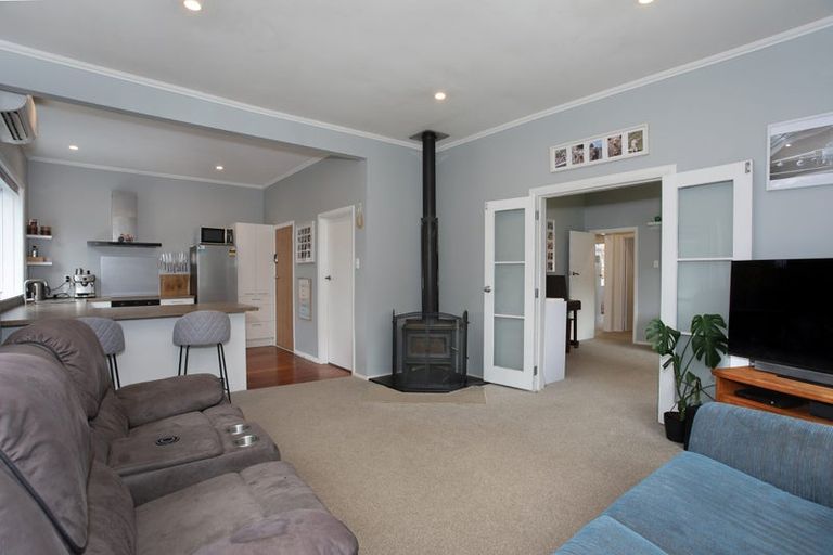 Photo of property in 7 Bull Street, Bulls, 4818