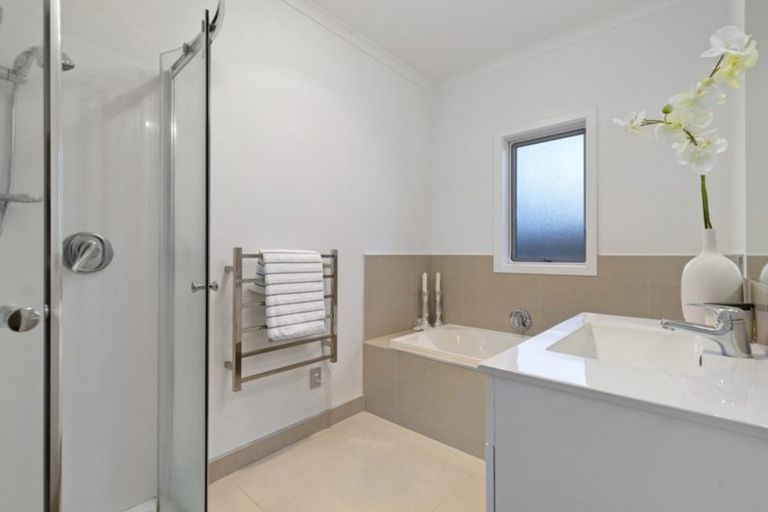 Photo of property in 72 Mataroa Crescent, Flagstaff, Hamilton, 3210