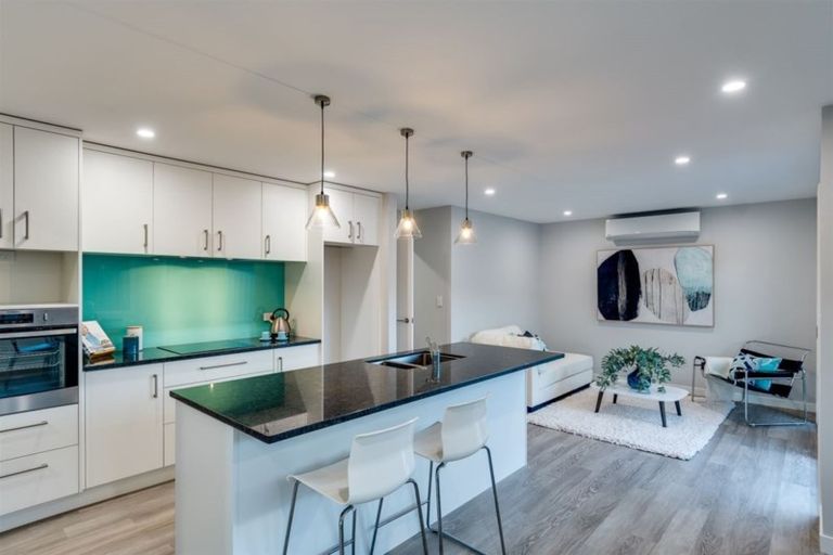 Photo of property in 19 Hurunui Drive, Te Awa, Napier, 4110