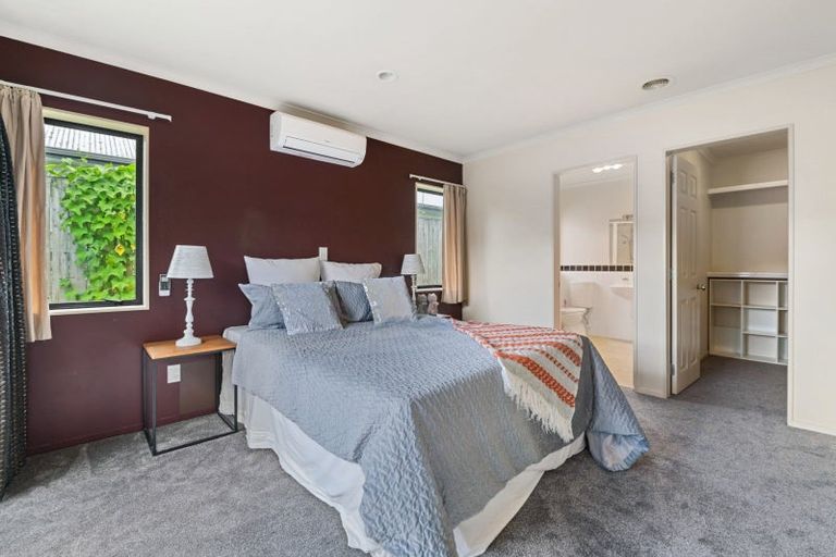 Photo of property in 7 Bullmore Place, Pukehangi, Rotorua, 3015