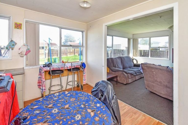 Photo of property in 49 Dagenham Street, Manurewa, Auckland, 2102