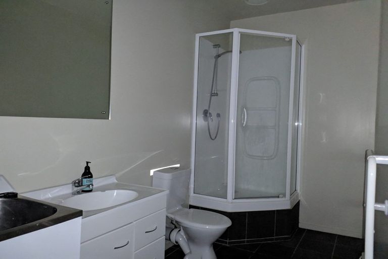 Photo of property in 91a Cook Street, Marfell, New Plymouth, 4310