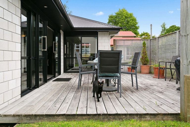 Photo of property in 48b Hamilton Road, Cambridge, 3434