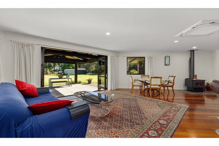 Photo of property in 5 Kotare Heights, Kerikeri, 0230