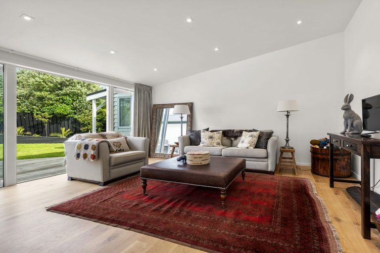 Photo of property in 66 Cory Road, Palm Beach, Waiheke Island, 1081