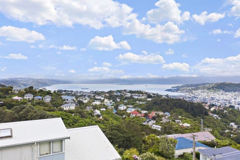 Photo of property in 48a Highbury Road, Highbury, Wellington, 6012