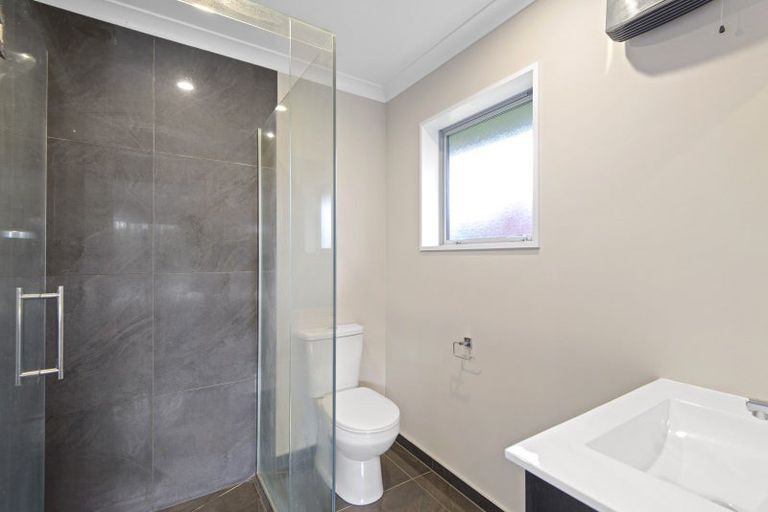 Photo of property in 6 Dundee Close, Darfield, 7510