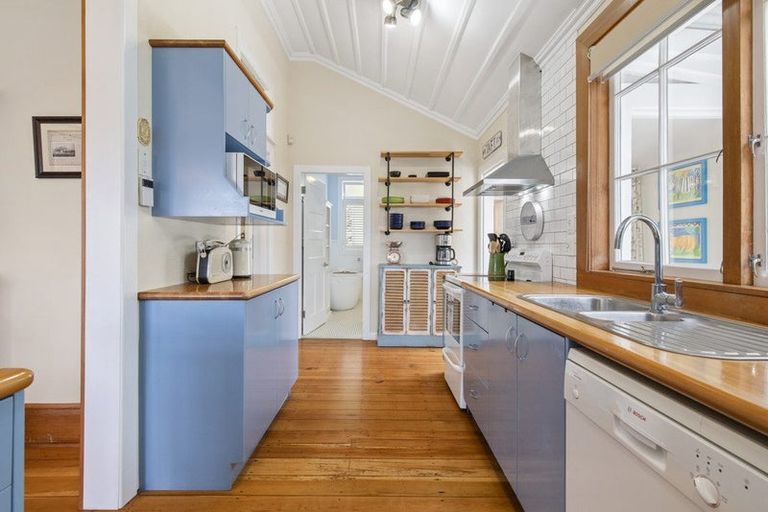 Photo of property in 38 Prospect Terrace, Pukekohe, 2120