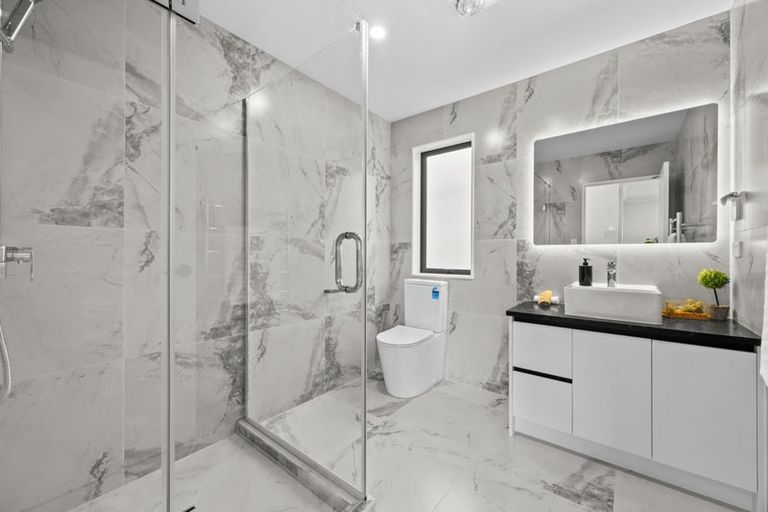 Photo of property in 17 Bremner Ridge Street, Flat Bush, Auckland, 2019