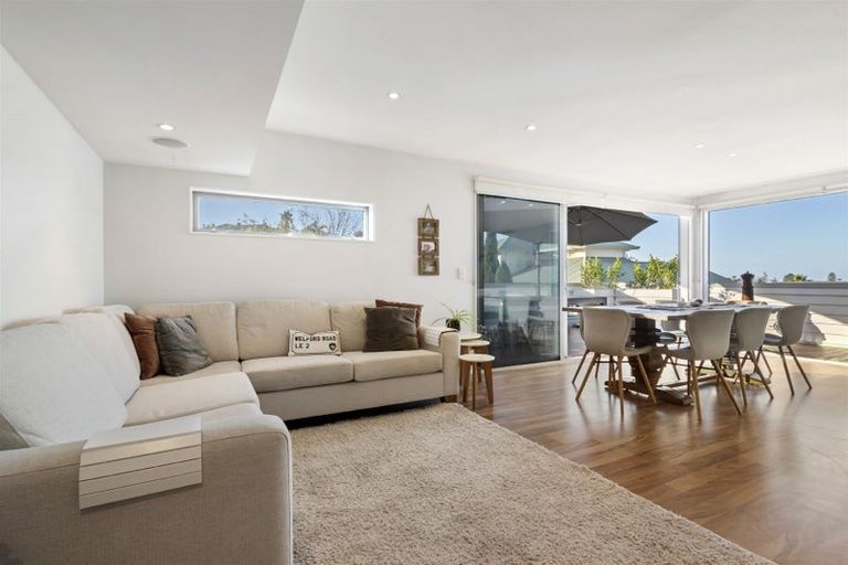 Photo of property in 68 Hebron Road, Waiake, Auckland, 0630