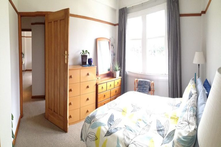 Photo of property in Zena Court, 1/11 Dufferin Street, Mount Victoria, Wellington, 6021