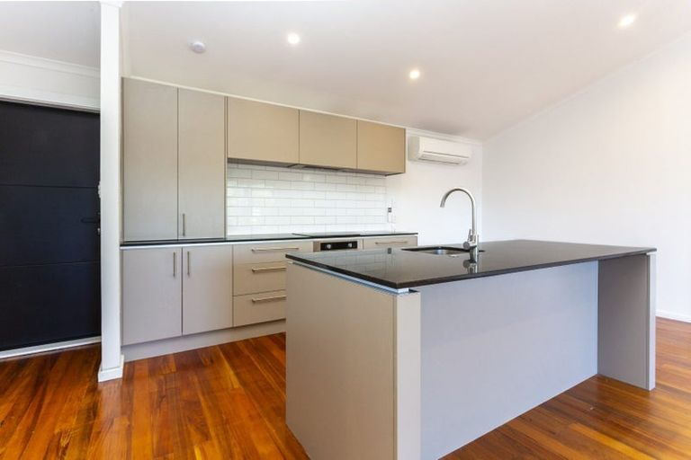 Photo of property in 2 Otaki Place, North New Brighton, Christchurch, 8083