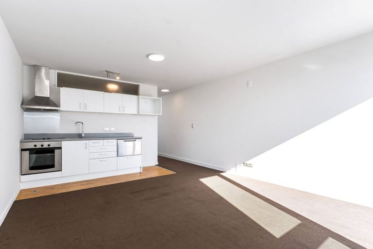 Photo of property in 14/20 Stanmore Road, Phillipstown, Christchurch, 8011