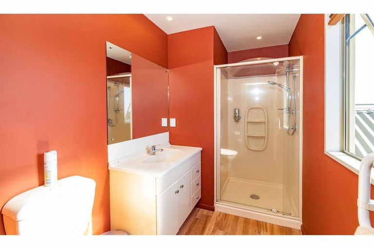 Photo of property in 29 Highcrest Heights, Westmorland, Christchurch, 8025