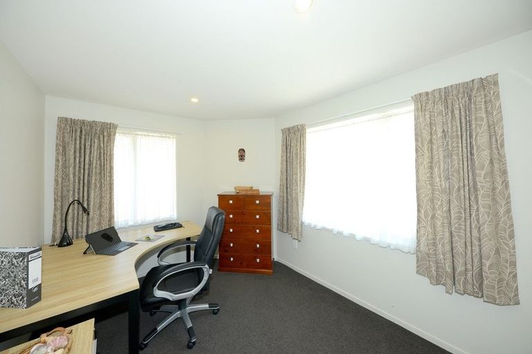 Photo of property in 2/43 Waltham Road, Sydenham, Christchurch, 8023