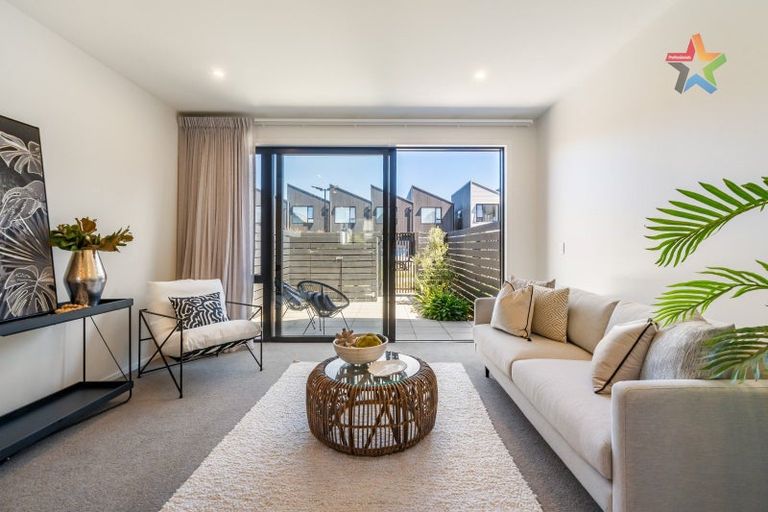 Photo of property in 17b Cuba Street, Petone, Lower Hutt, 5012