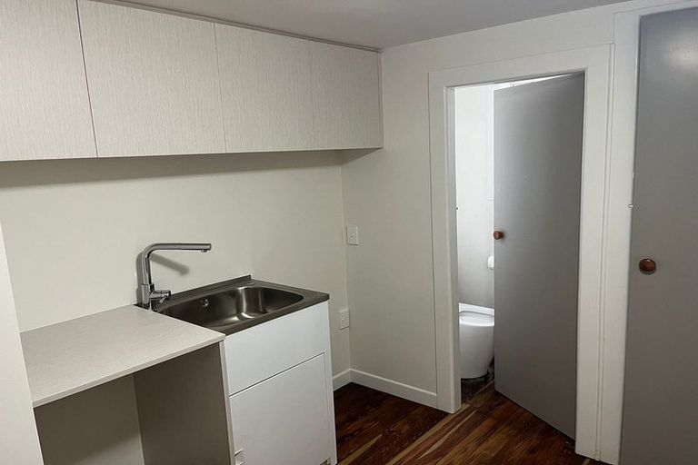 Photo of property in 3/19 Cresta Avenue, Beach Haven, Auckland, 0626