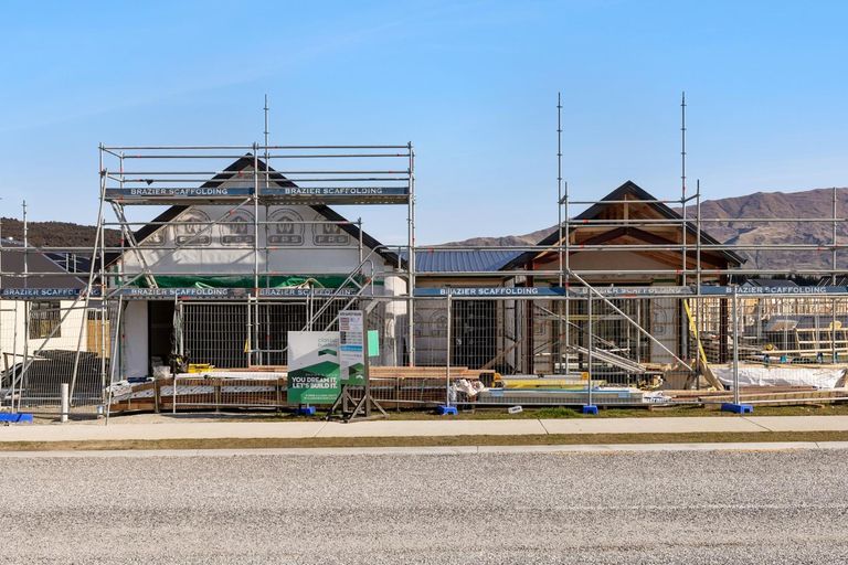 Photo of property in 12 Moonstone Street, Albert Town, Wanaka, 9305