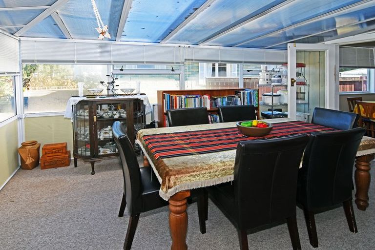 Photo of property in 24 Fergusson Street, Solway, Masterton, 5810