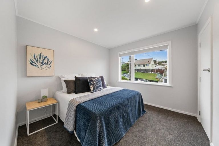 Photo of property in 3 Fraser Avenue, Johnsonville, Wellington, 6037