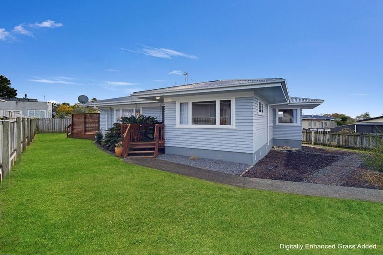 Photo of property in 37 Hooper Avenue, Pukekohe, 2120