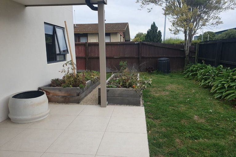Photo of property in 80b Shakespeare Road, Waltham, Christchurch, 8023