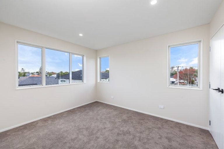 Photo of property in 3b Tui Street, Belmont, Auckland, 0622