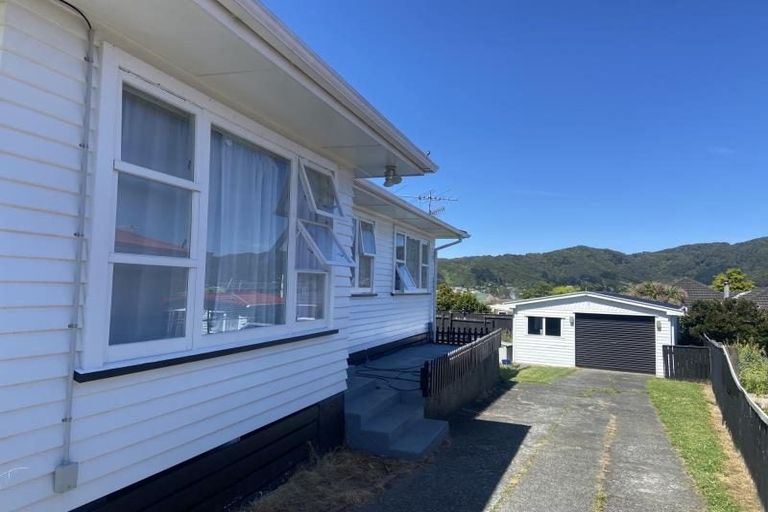 Photo of property in 38 Castlerea Street, Wainuiomata, Lower Hutt, 5014