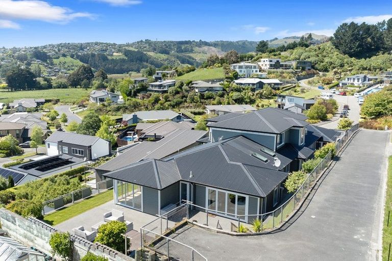 Photo of property in 6 Rushden Rise, Westmorland, Christchurch, 8025