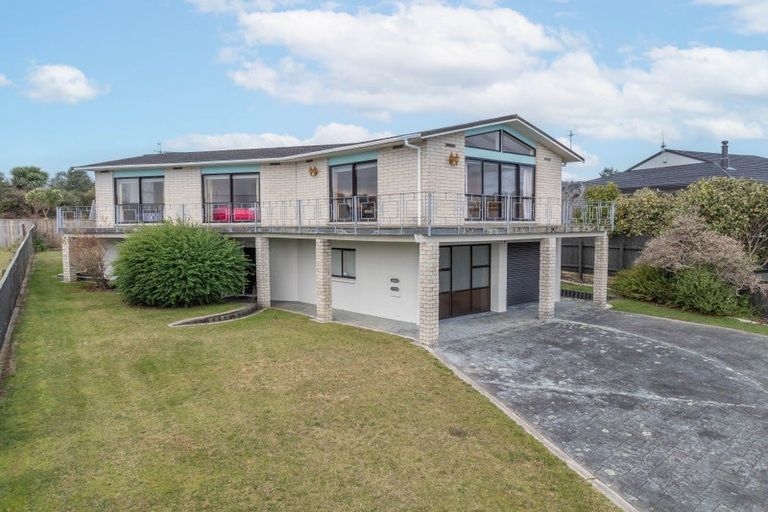 Photo of property in 24 Hinerau Grove, Waipahihi, Taupo, 3330