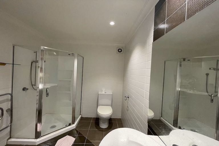 Photo of property in 38c Wicklam Lane, Greenhithe, Auckland, 0632