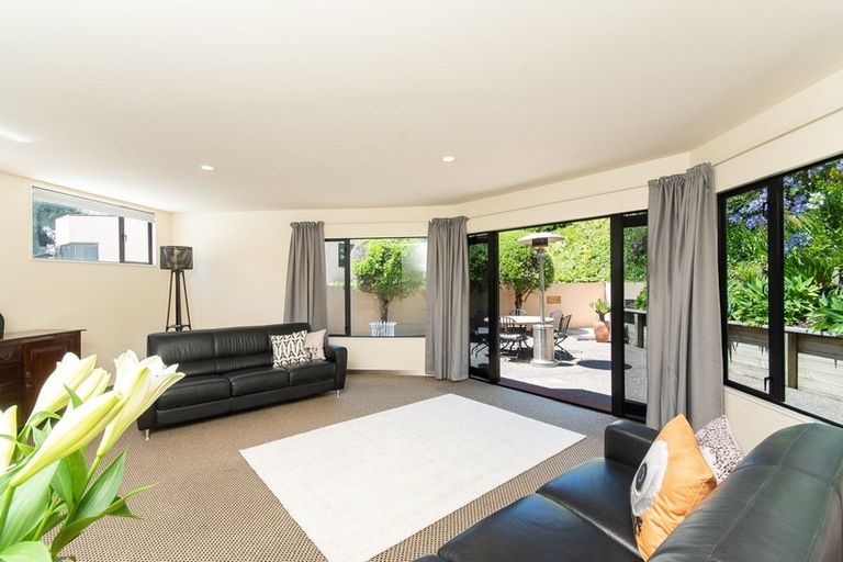 Photo of property in 145 Milton Road, Bluff Hill, Napier, 4110