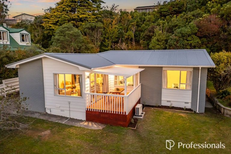 Photo of property in 13 Christchurch Crescent, Kelson, Lower Hutt, 5010