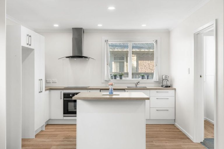 Photo of property in 70 Reynolds Avenue, Bishopdale, Christchurch, 8053