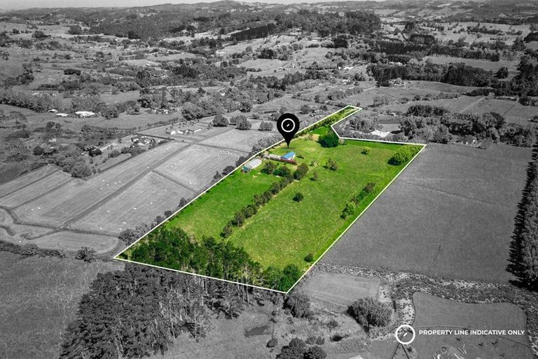 Photo of property in 193 Pine Valley Road, Dairy Flat, Silverdale, 0992