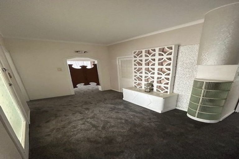 Photo of property in 22 Monarch Avenue, Hillcrest, Auckland, 0627